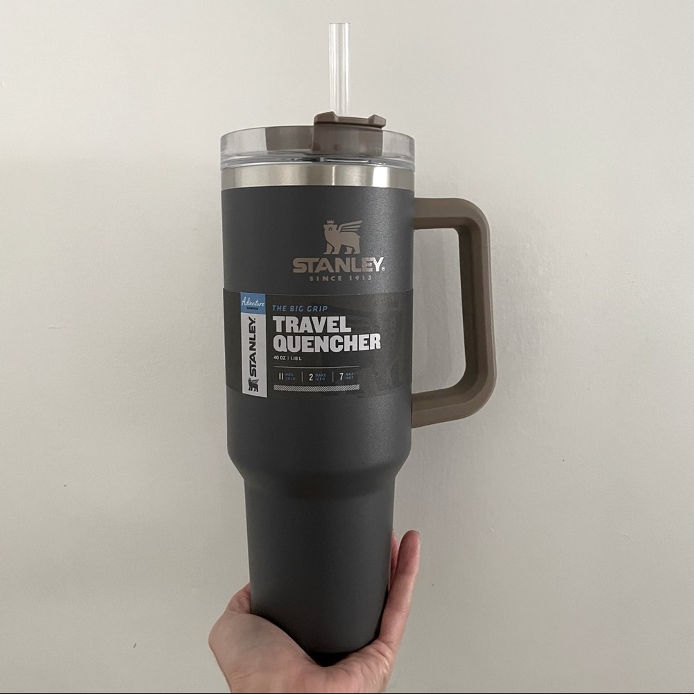 NWT Stanley 40oz. Adventure Quencher Travel Tumbler - Coal